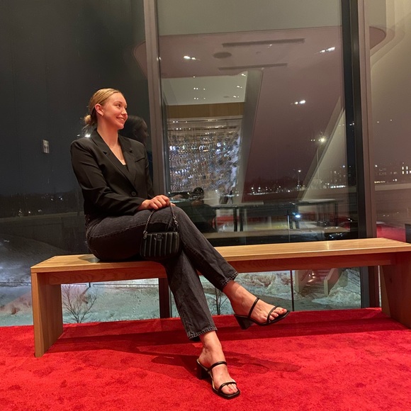 Meet your Posher, Summer - Picture 2 of 2